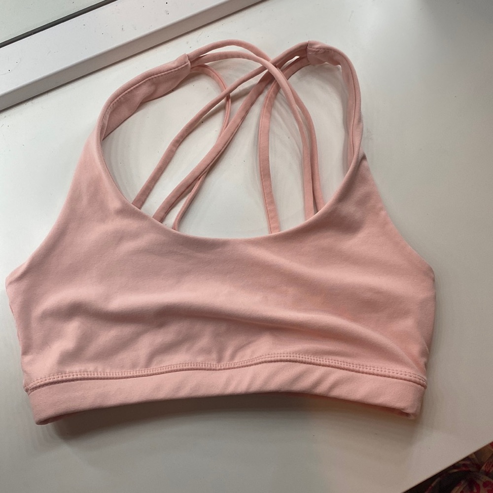 Cotton on nwot sports bra no pads